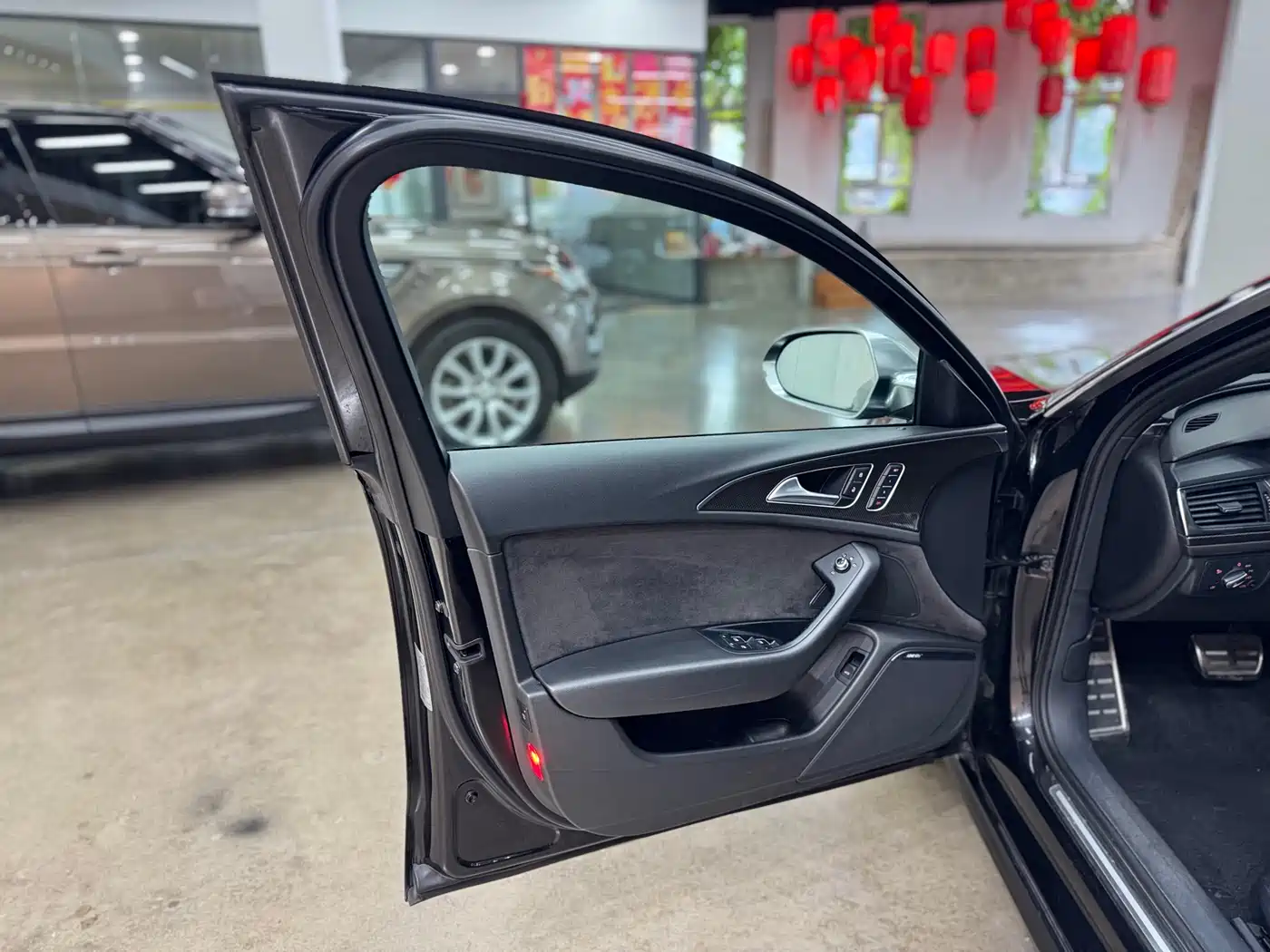 Audi S6 2013 S6 4.0TFSI фото 8