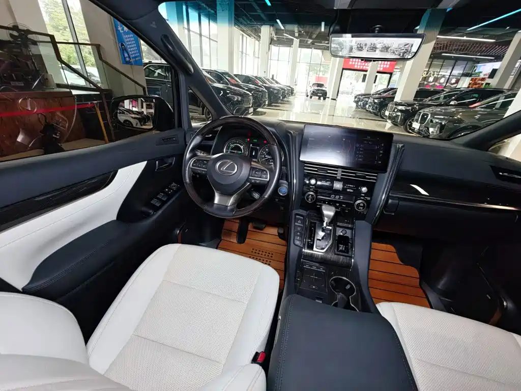 Lexus LM 2021 2020 300h 4-Seat Imperial Edition