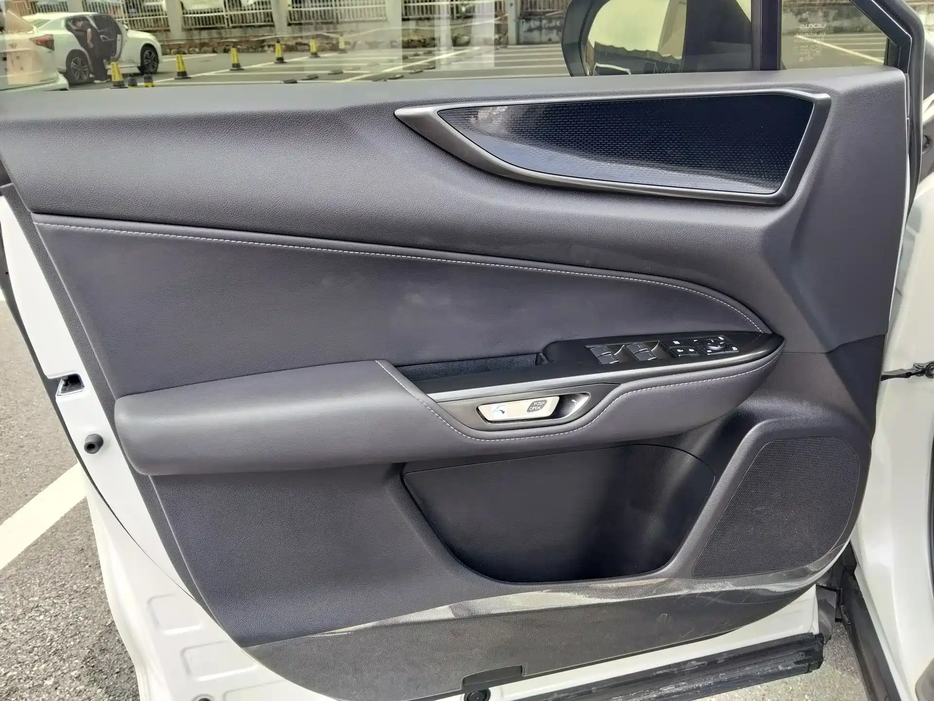 Фото 5 - Lexus NX