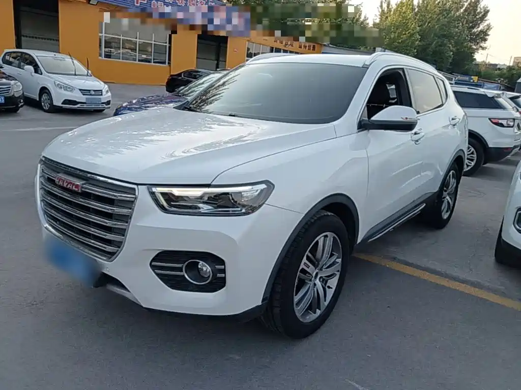 Photo 2 - Haval H6