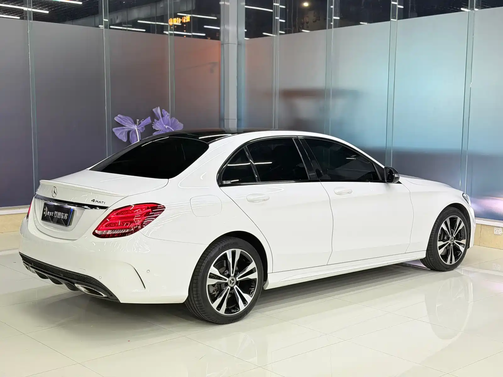 Фото 4 - Mercedes-Benz C-Class