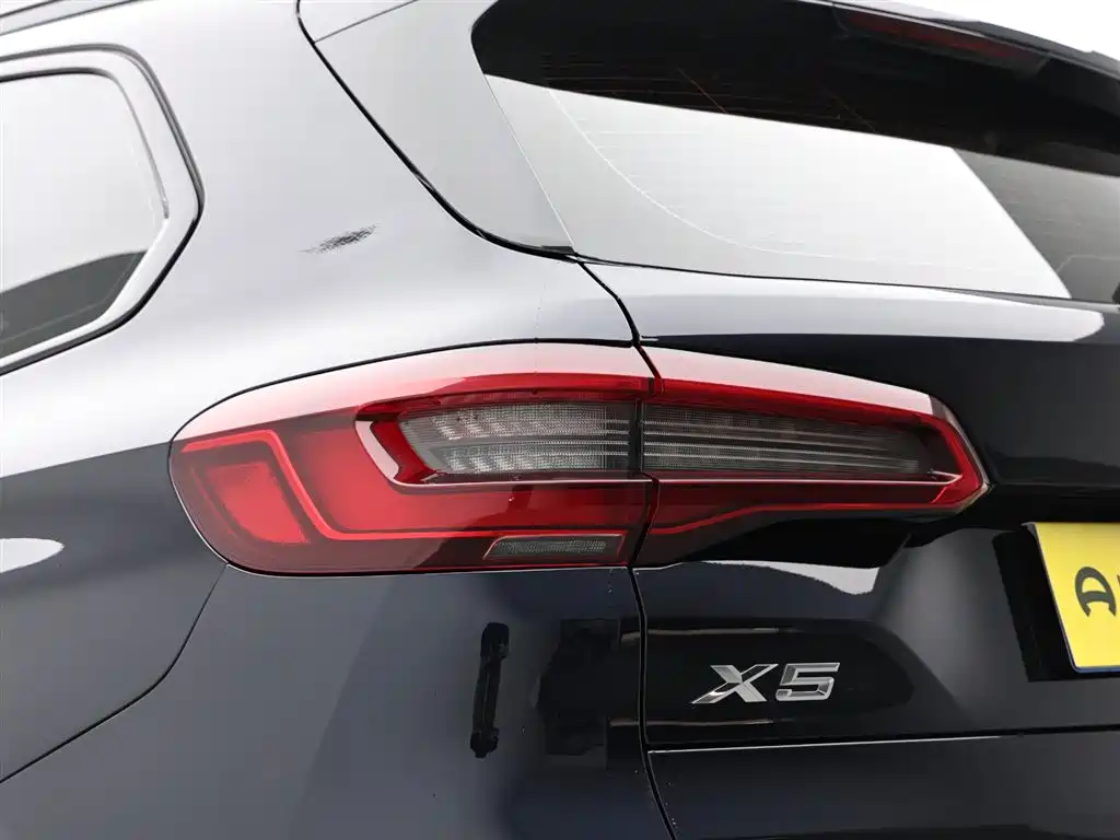 BMW X5 (Import) 2019 xDrive40i M Sport Package фото 7