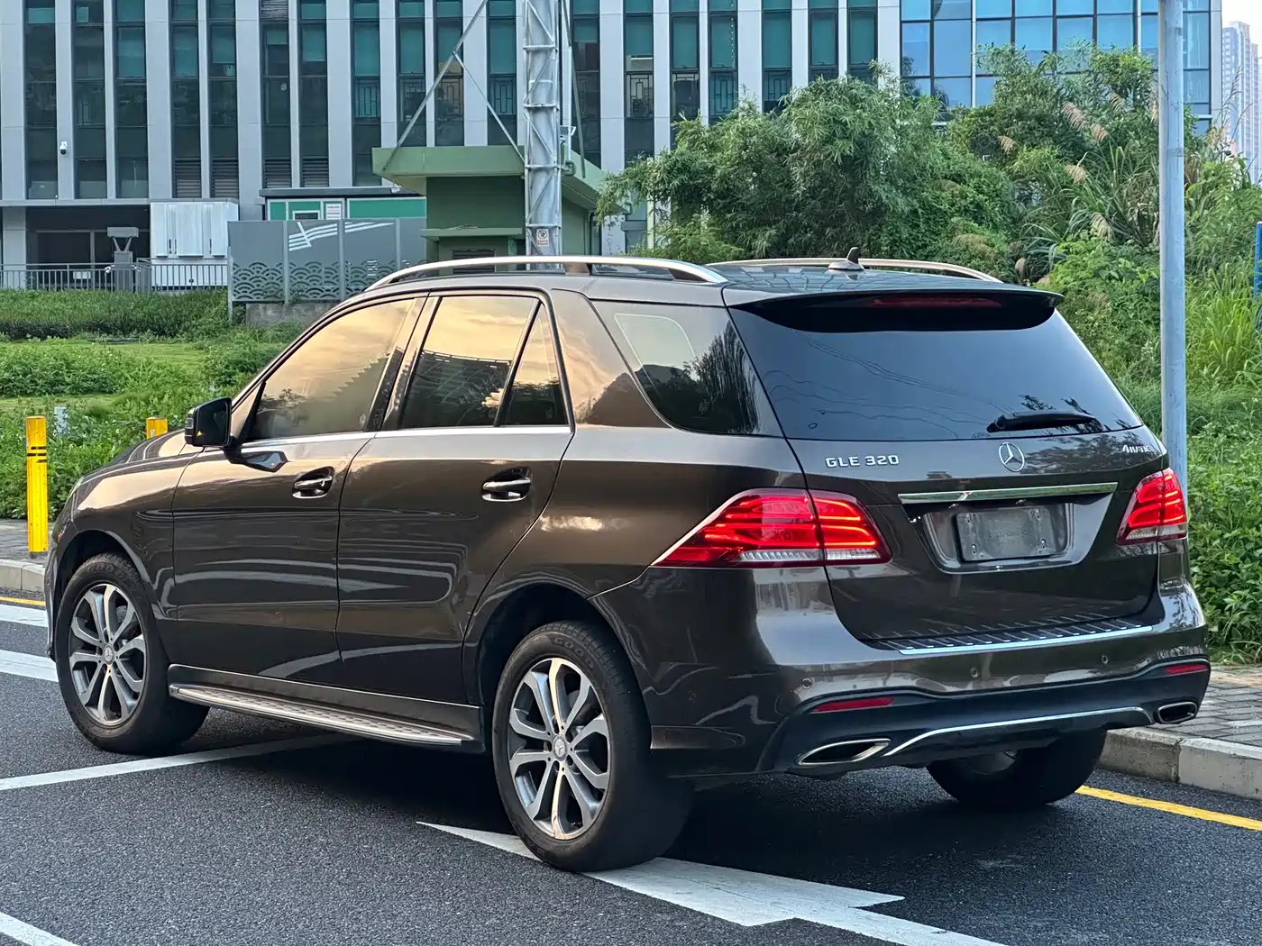 Mercedes-Benz GLE 2016 GLE 320 4MATIC Dynamic фото 6
