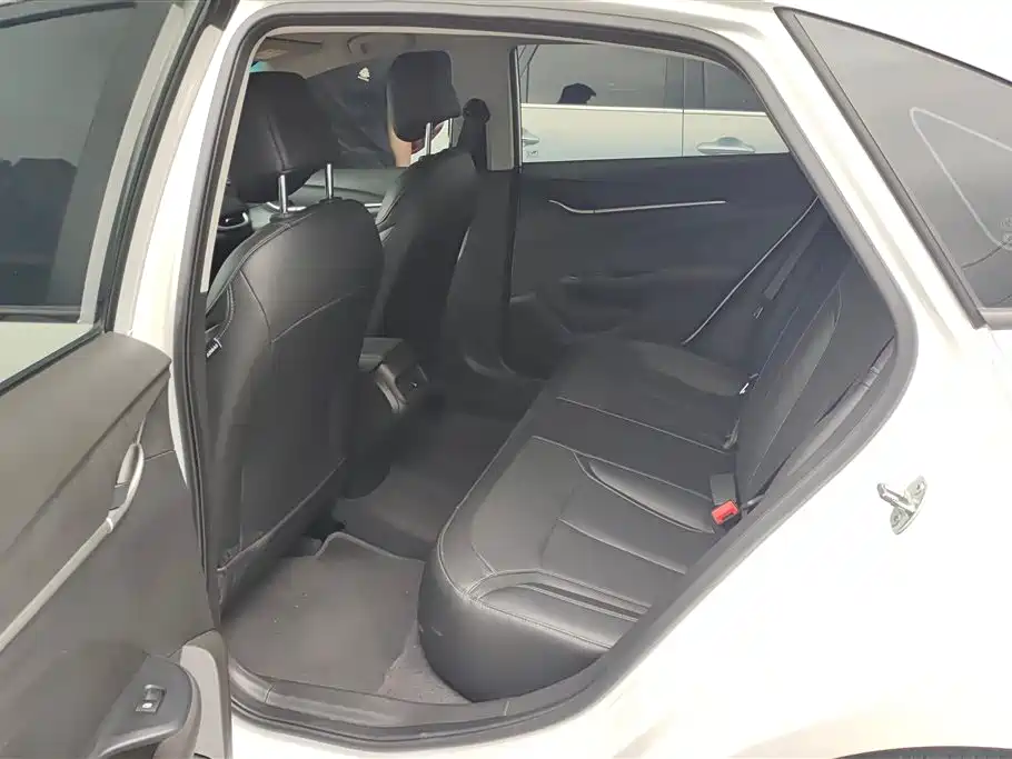 Buick Excelle 2021 Facelift 1.3T Auto Mild Hybrid Elite фото 11