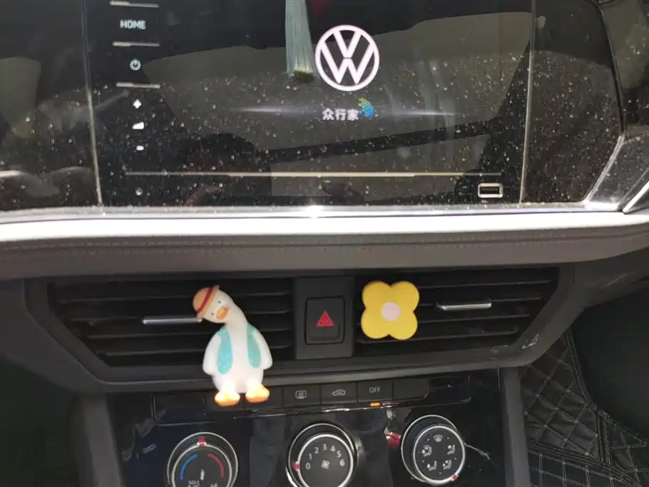 Volkswagen Sagitar 2021 280TSI DSG Surpassing Edition фото 13