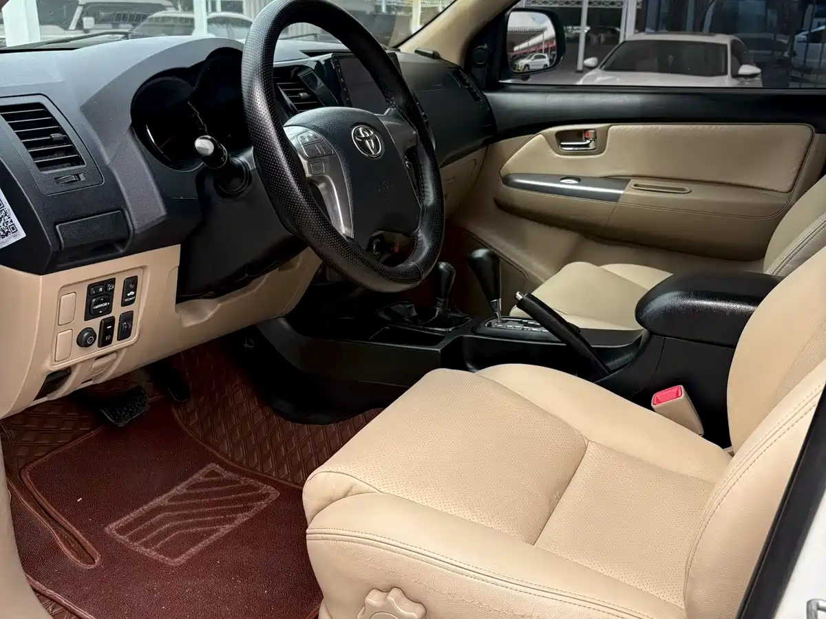 Toyota Fortuner 2015 2015 Model 2.7L Standard Edition