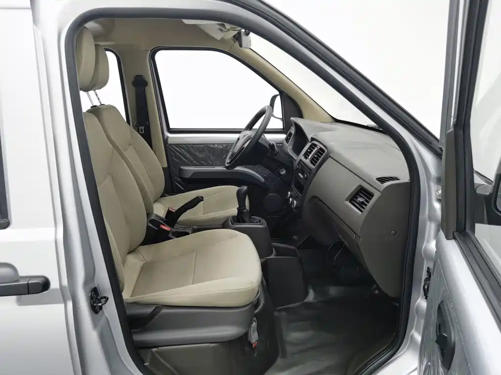 Wuling Motors Wuling Rongguang S 2024 2023 1.5L Base 5/7 Seater