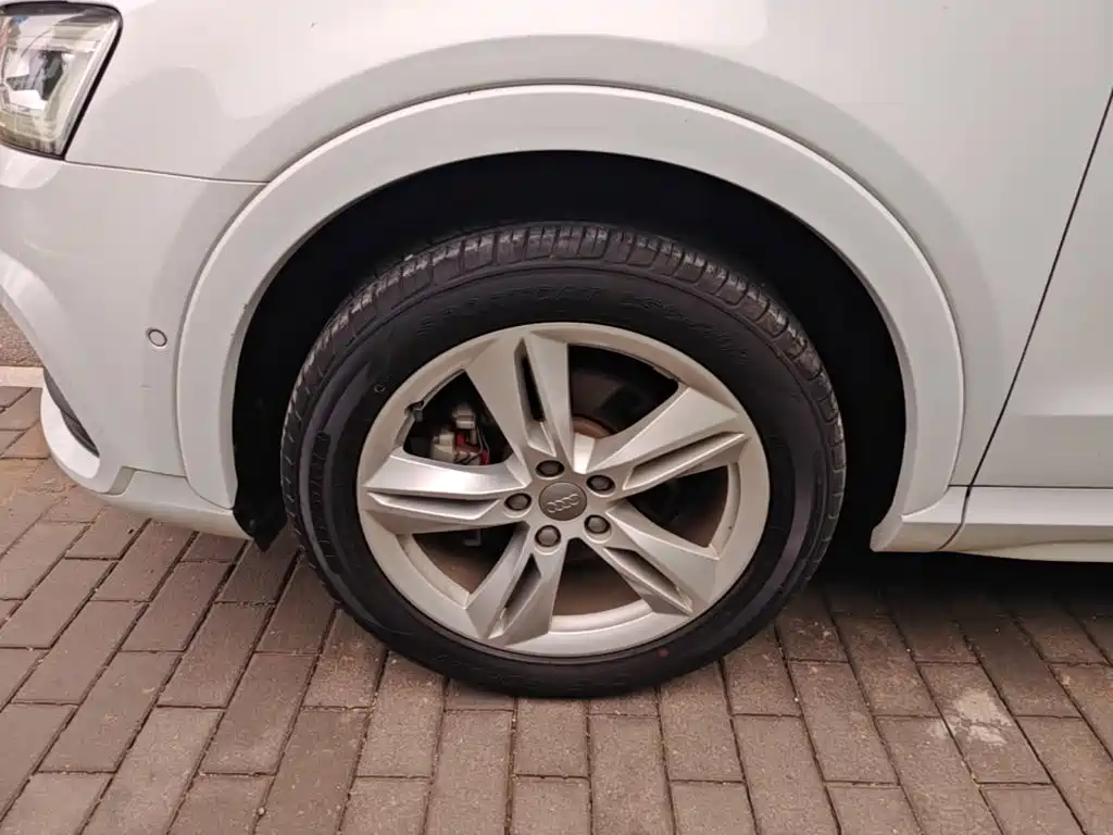 Фото 25 - Audi Q3