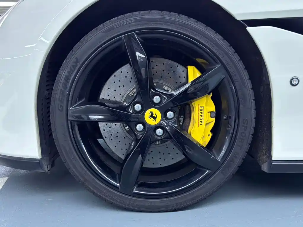 Ferrari Portofino 2019 2018 Model 3.9T