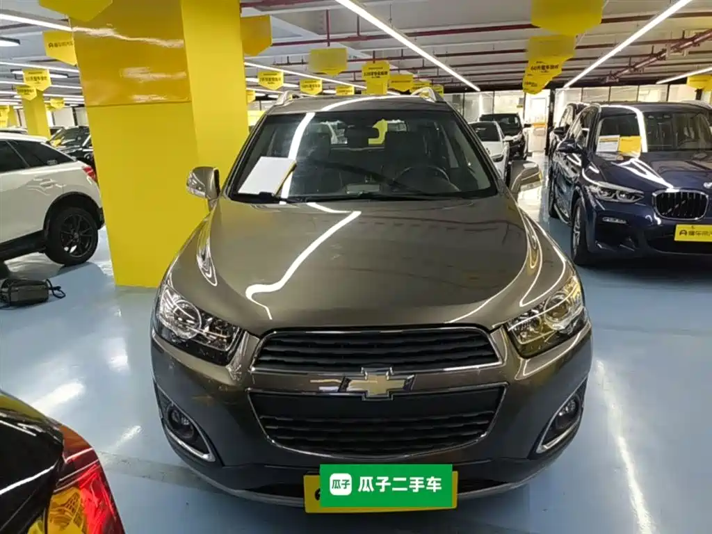 Chevrolet Captiva 2015 2.4L 2WD Urban Edition 7-seater фото 3