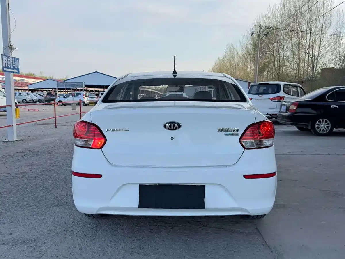 Kia Huan Chi 2017 1.4L Manual Smart Fashion фото 8
