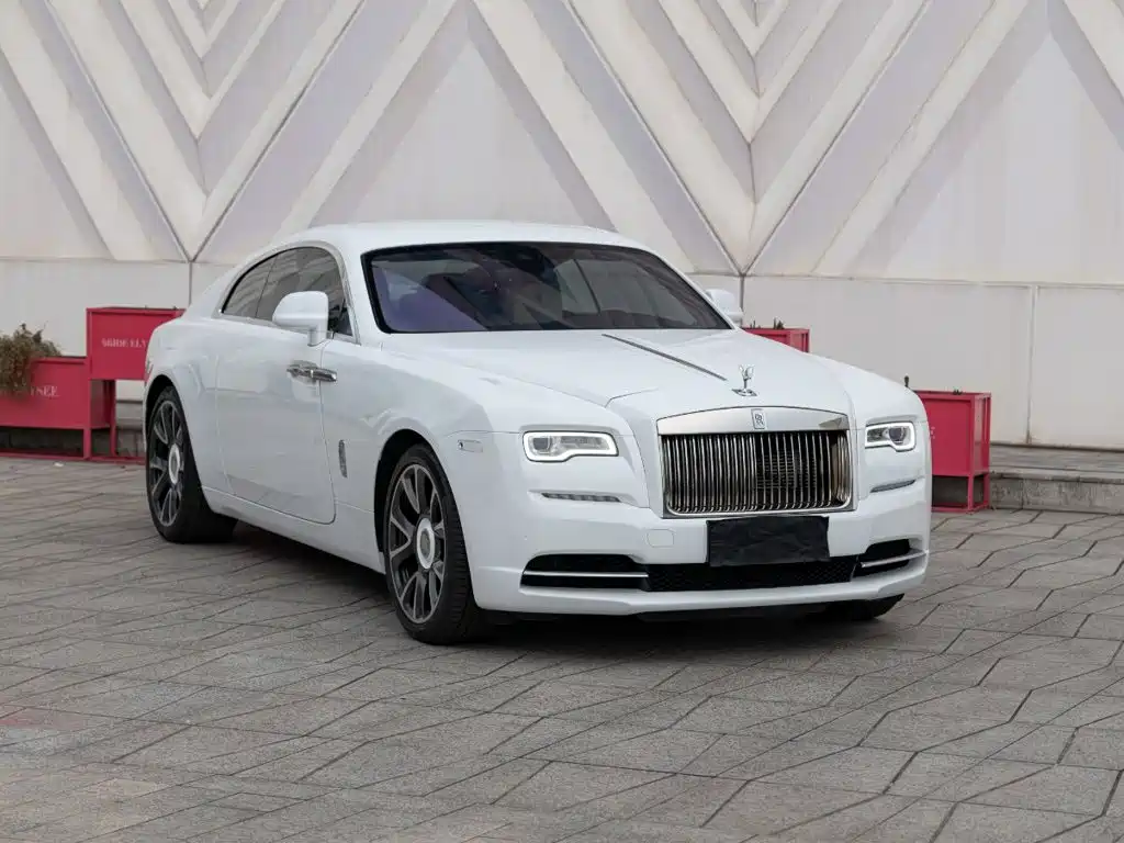 Фото 3 - Rolls-Royce Wraith