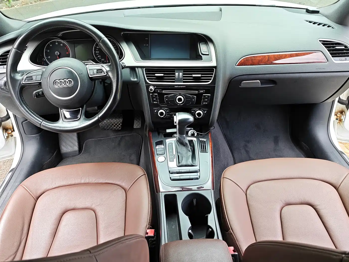 Audi A4L 2016 35 TFSI Collector's Edition S line Comfort фото 13