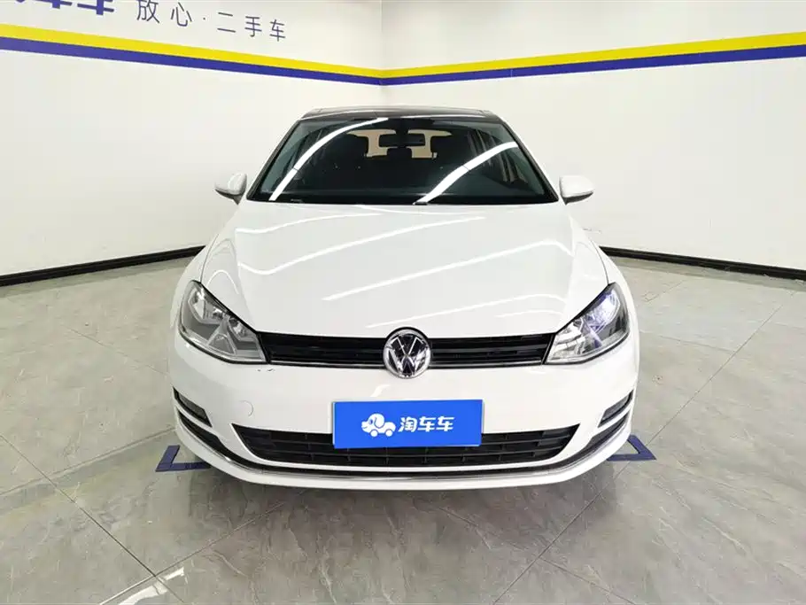 Volkswagen Golf 2016 230TSI Automatic Luxury фото 2