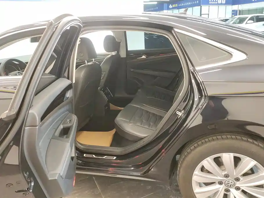 Volkswagen Passat 2020 330TSI Elite Edition China VI фото 11