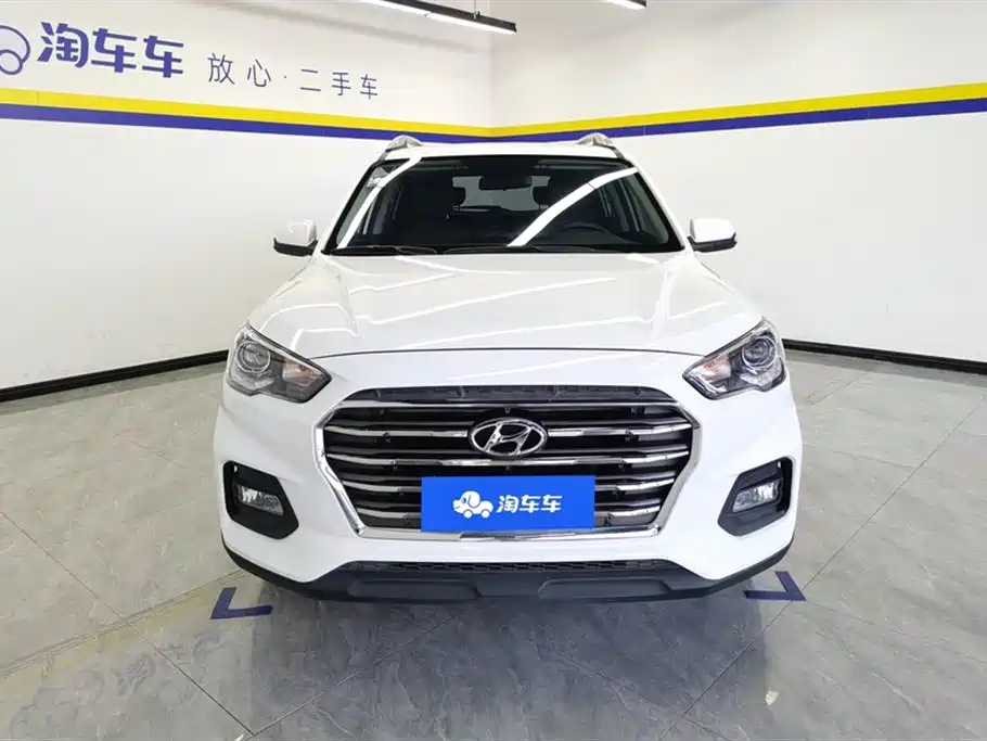 Hyundai Beijing Hyundai ix35 2019 2.0L Automatic 2WD Zhiyong·Smooth Enjoy China VI фото 2