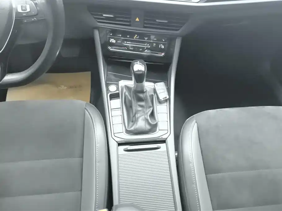 Volkswagen Sagitar 2020 280TSI DSG Luxury China VI фото 16