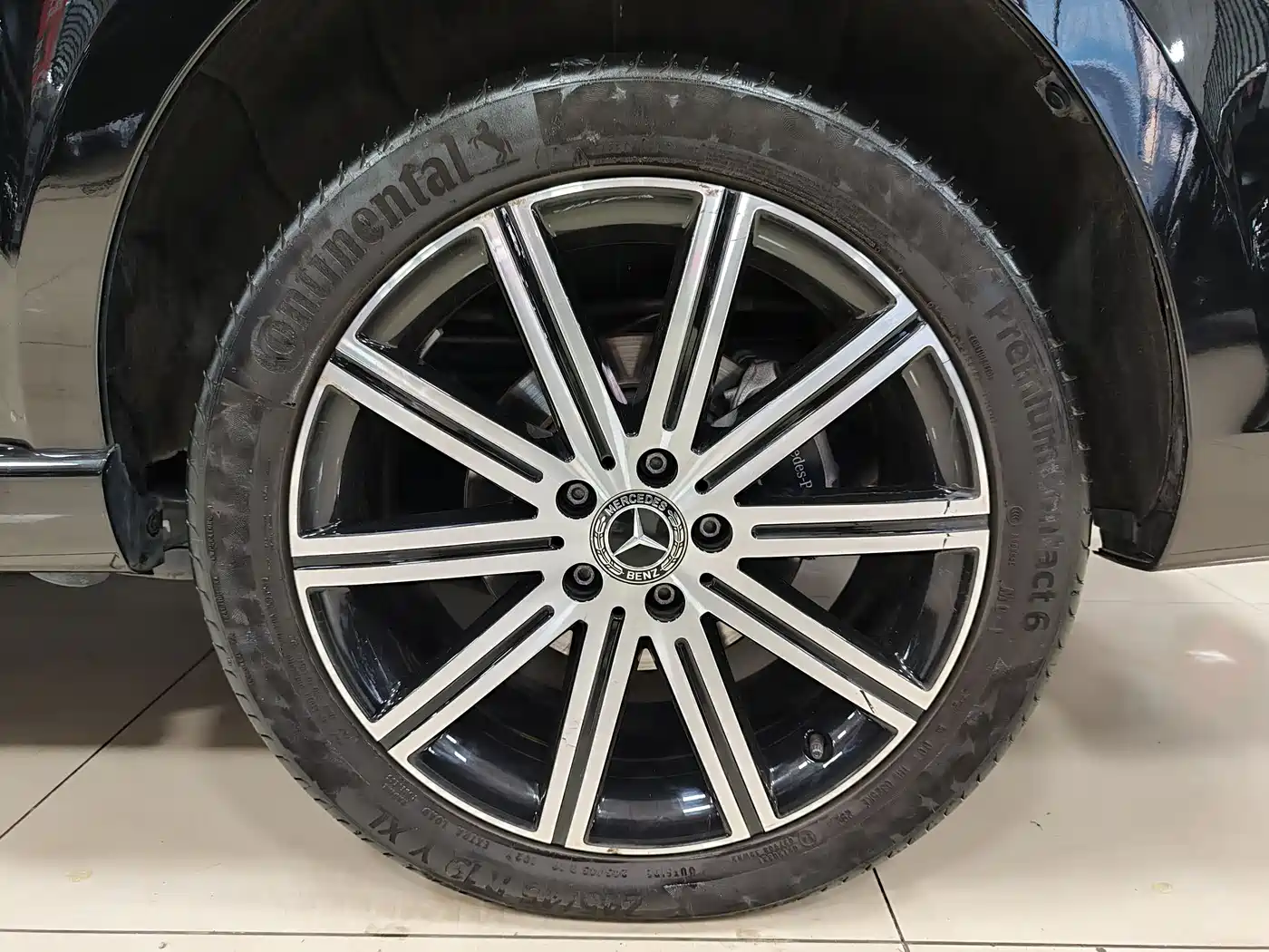 Mercedes-Benz V-Class 2022 V 260 L Long Wheelbase Luxury Edition фото 28