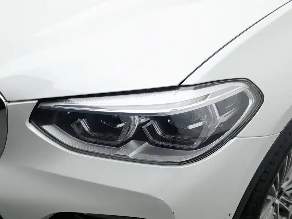 Photo 7 - BMW X3