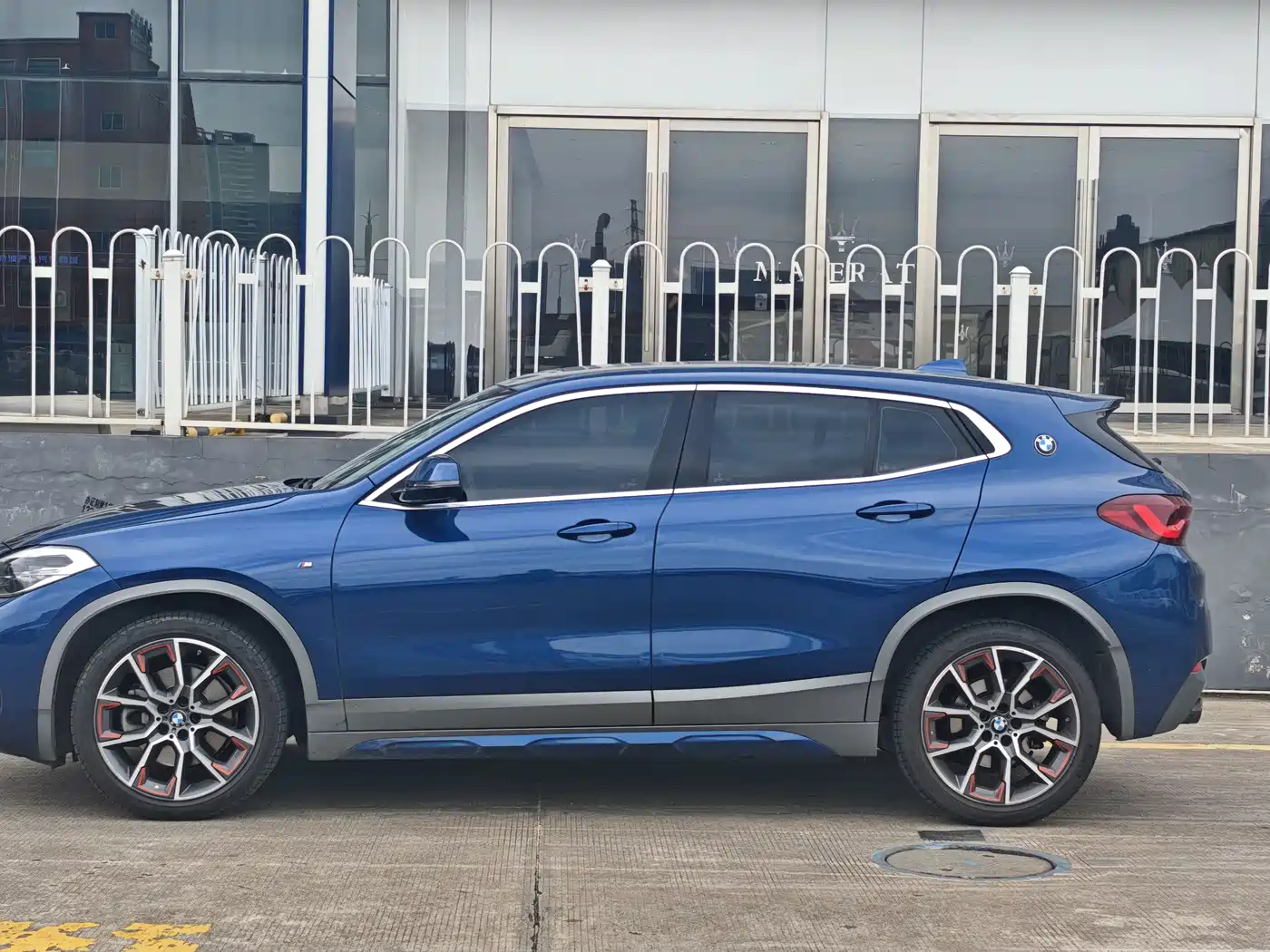 BMW X2 2021 Facelift sDrive25i Edge Edition фото 2