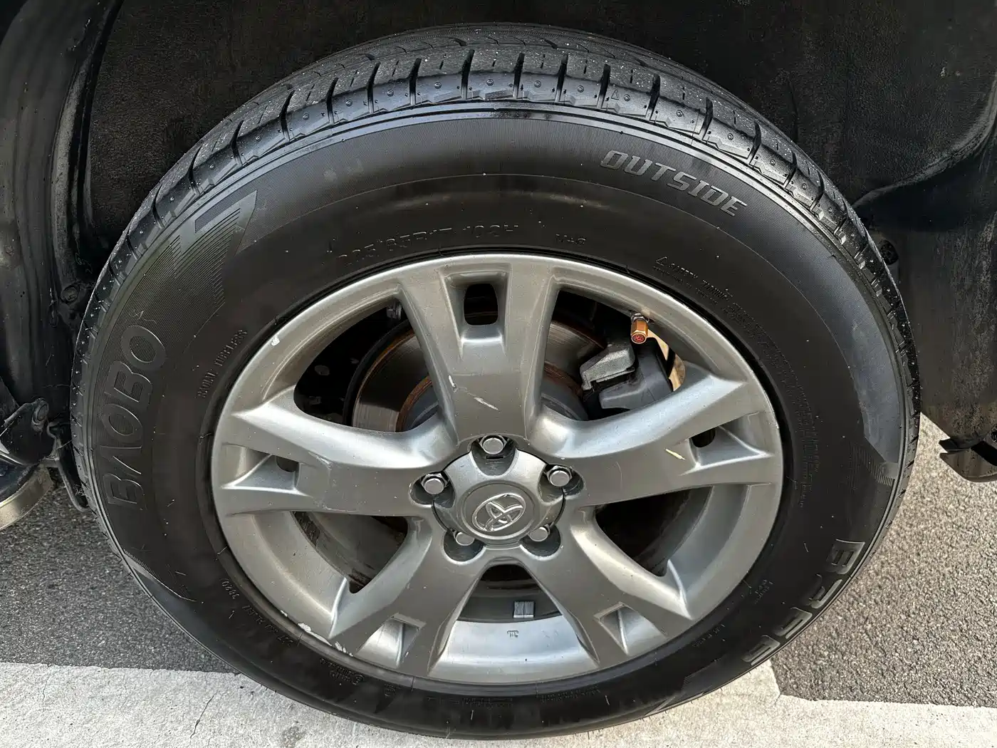 Фото 20 - Toyota RAV4
