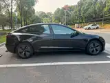 Фото 4 - Tesla Model 3