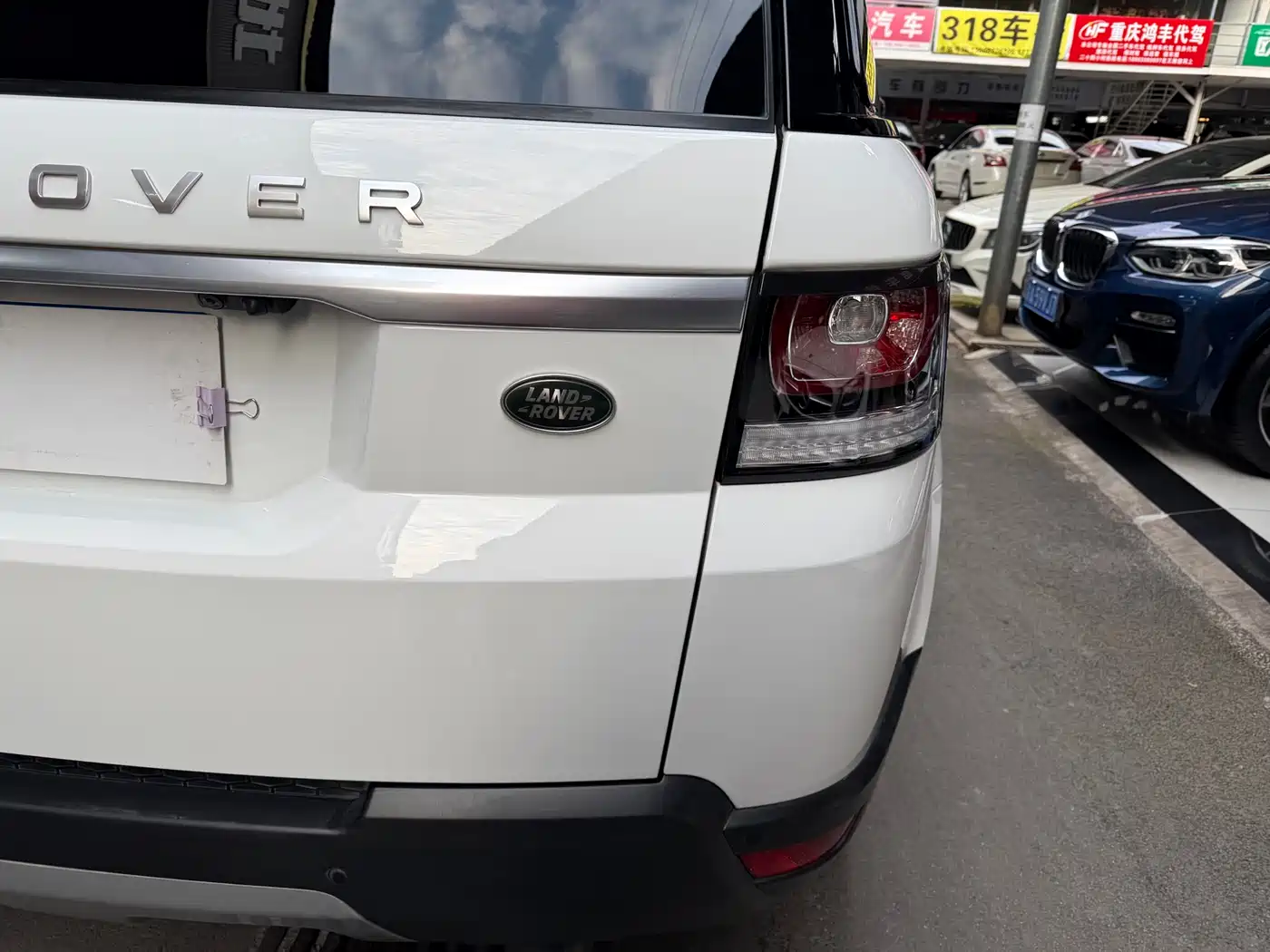 Land Rover Range Rover Sport 2016 Model 3.0 SC V6 HSE фото 40