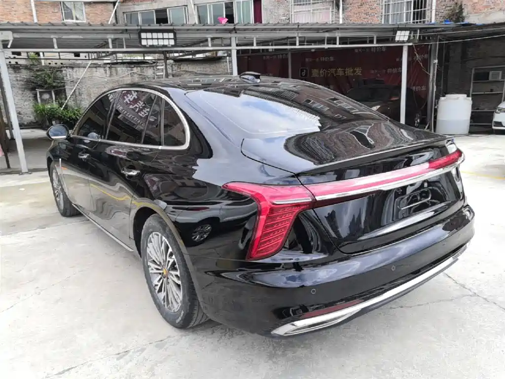 Hongqi H5 2024 2.0T Automatic Smart Connect Flag Enjoy Edition фото 5