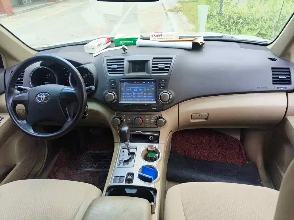 صورة 12 - Toyota Highlander