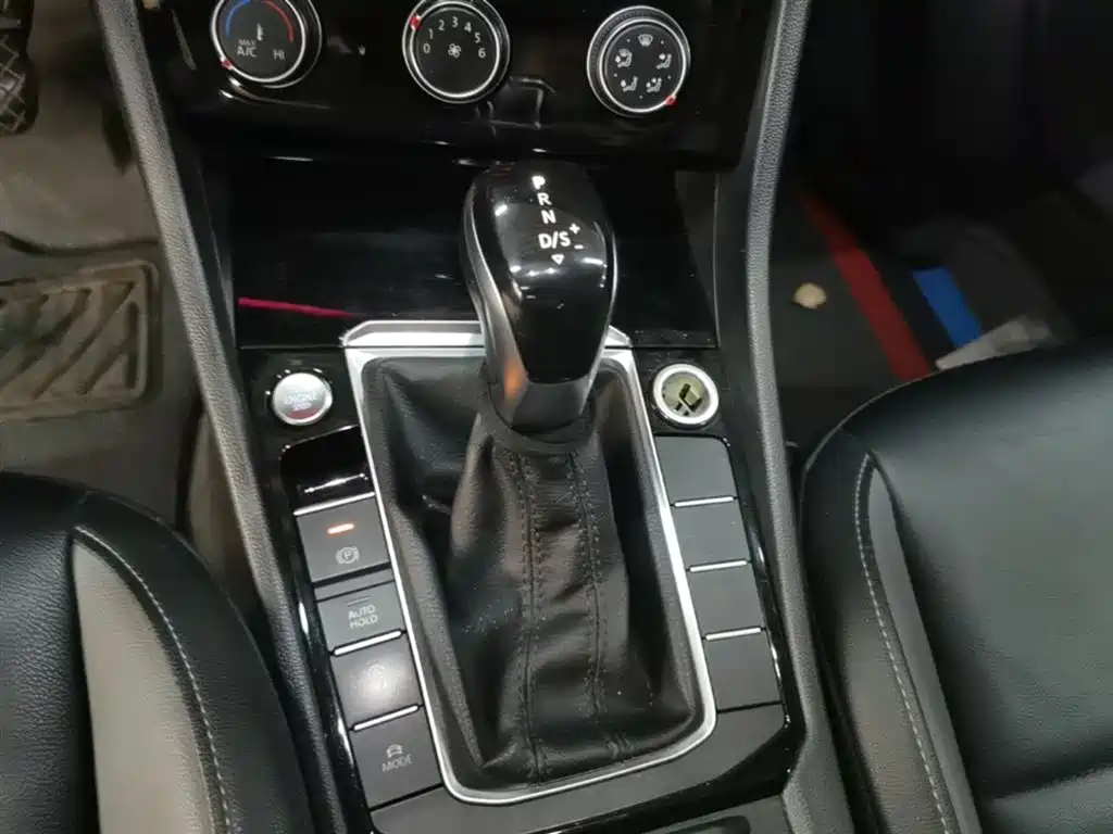 Volkswagen Sagitar 2021 280TSI DSG Comfort Smart Connect Edition фото 14