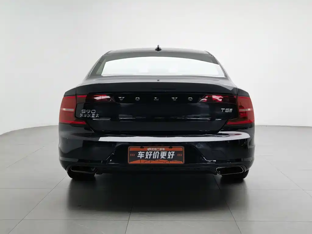 صورة 4 - Volvo S90