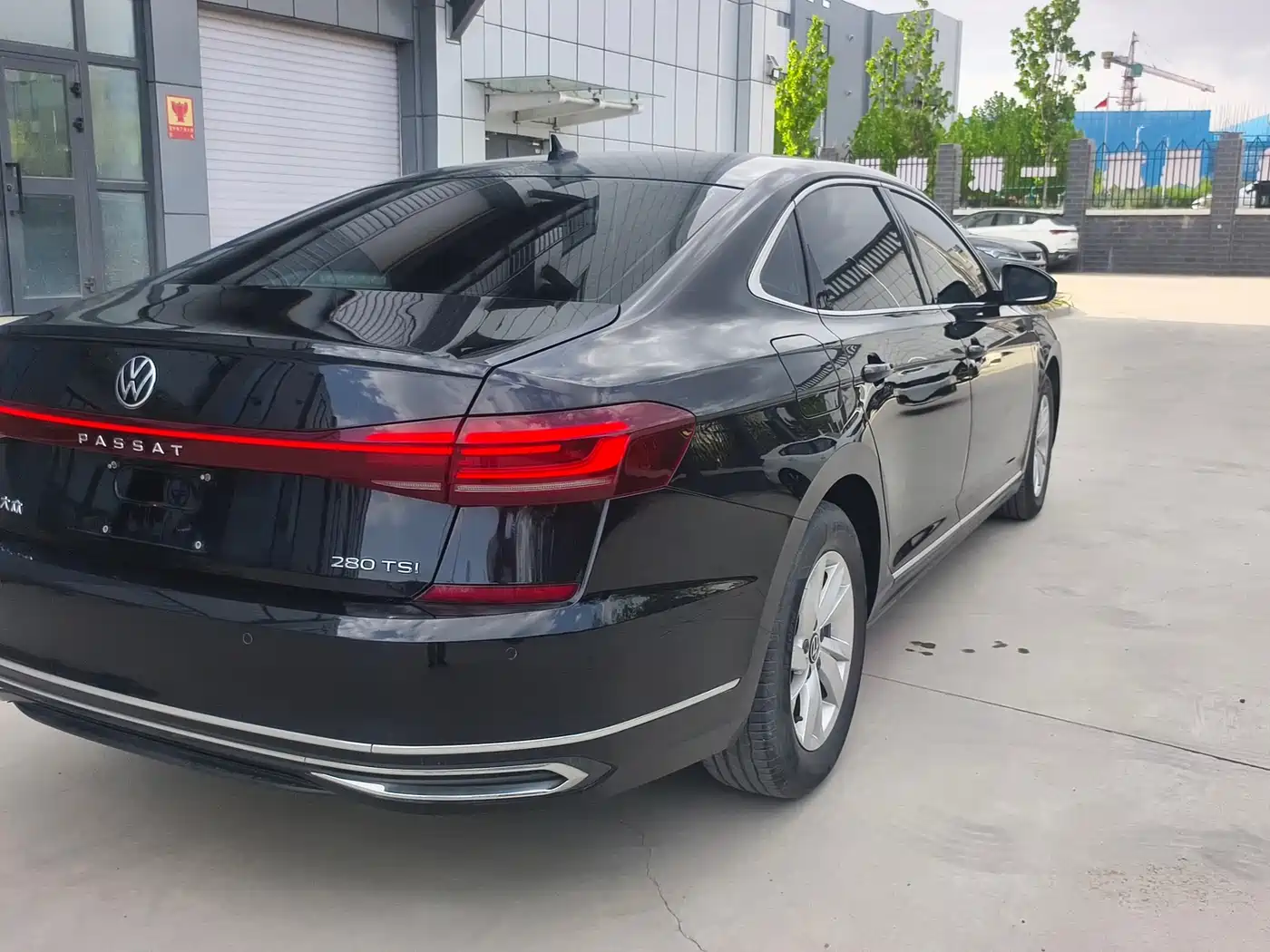 Volkswagen Passat 2022 280TSI Business Edition фото 19