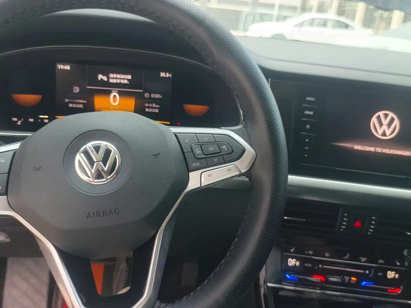 Volkswagen Passat 2022 280TSI Business Edition фото 5