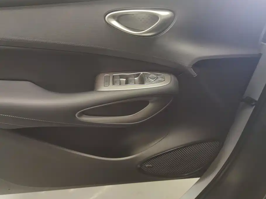 BYD Hai Shi 05 EV 2026 2025 520KM Smart Navigation Edition
