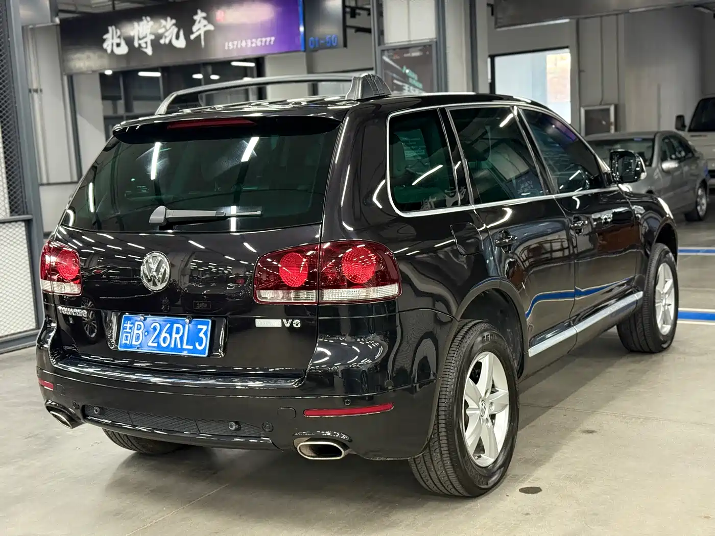 Volkswagen Touareg 2010 3.6 Limited Luxury Edition фото 4