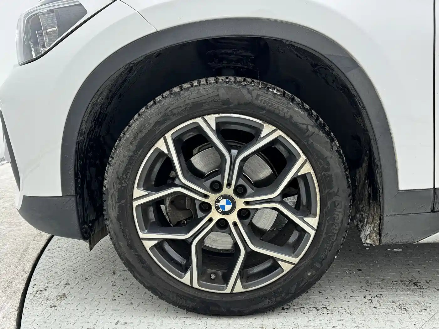 BMW X1 2022 sDrive20Li Fashion фото 8