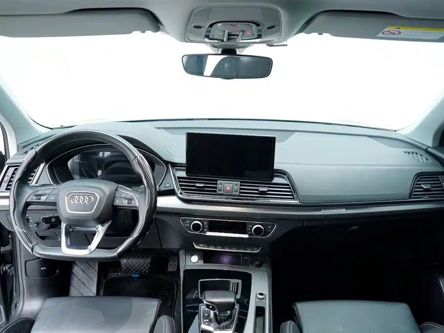 Audi Q5L 2022 40T Luxury Dynamic фото 3