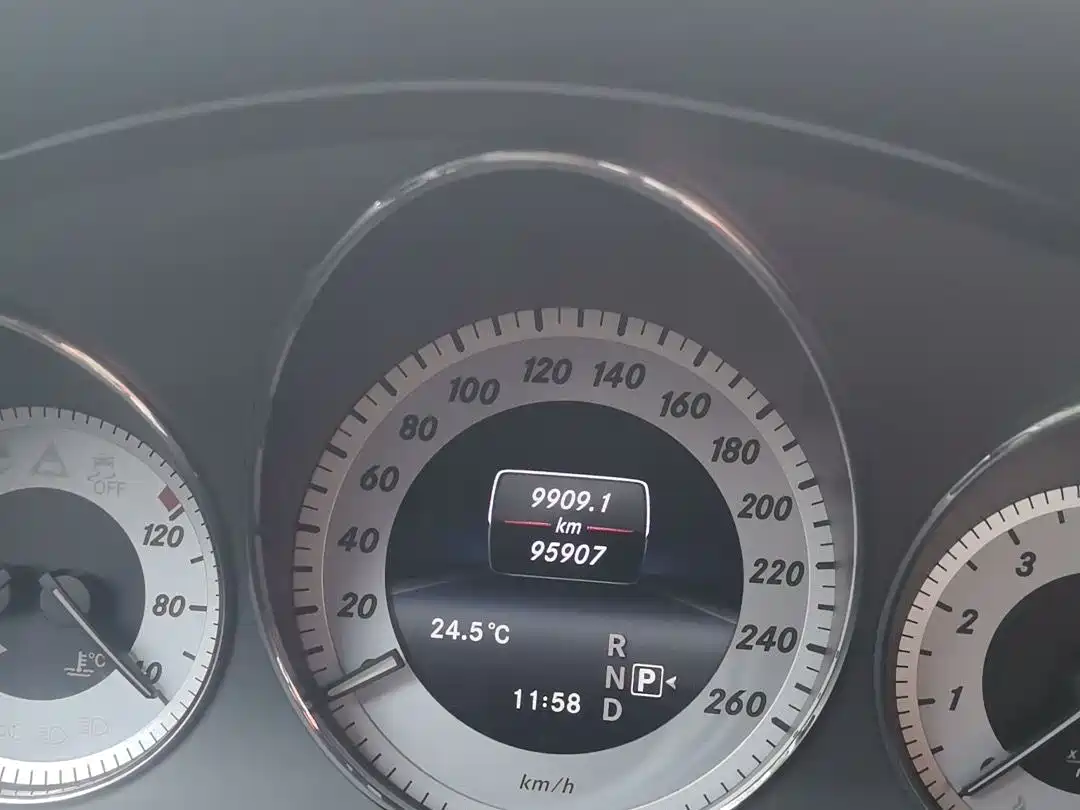 Mercedes-Benz GLK-Class 2013 Facelift GLK 300 4MATIC Luxury фото 14