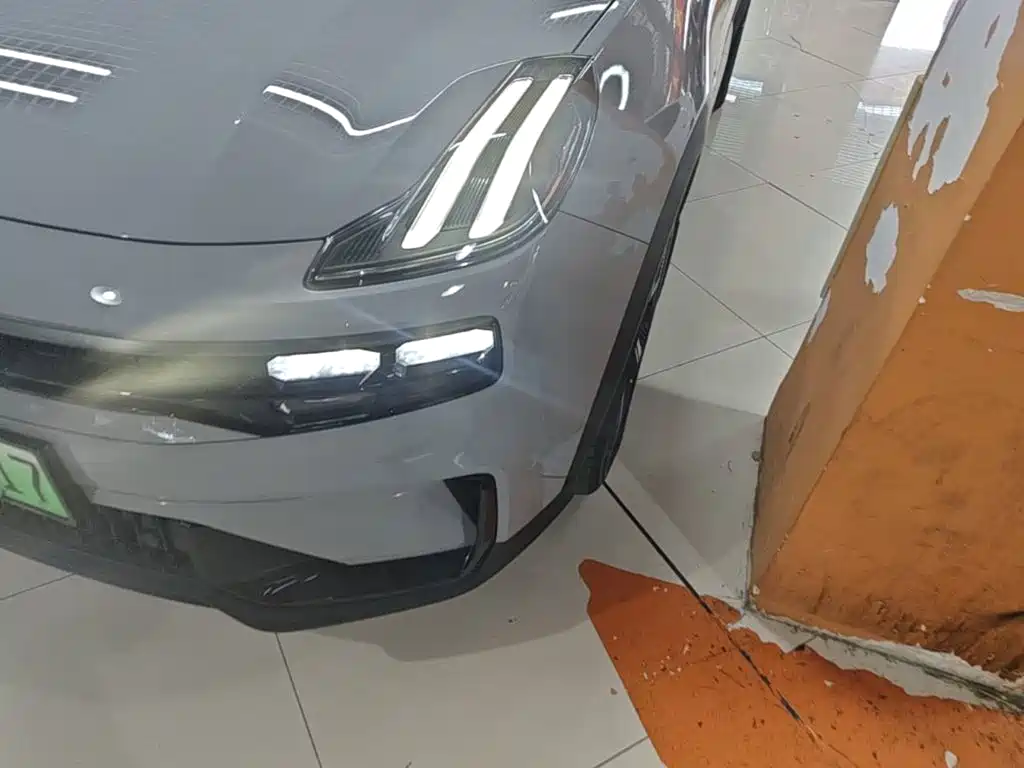 Lynk & Co 06 EM-P 2023 2023 1.5T Remix PHEV Pro