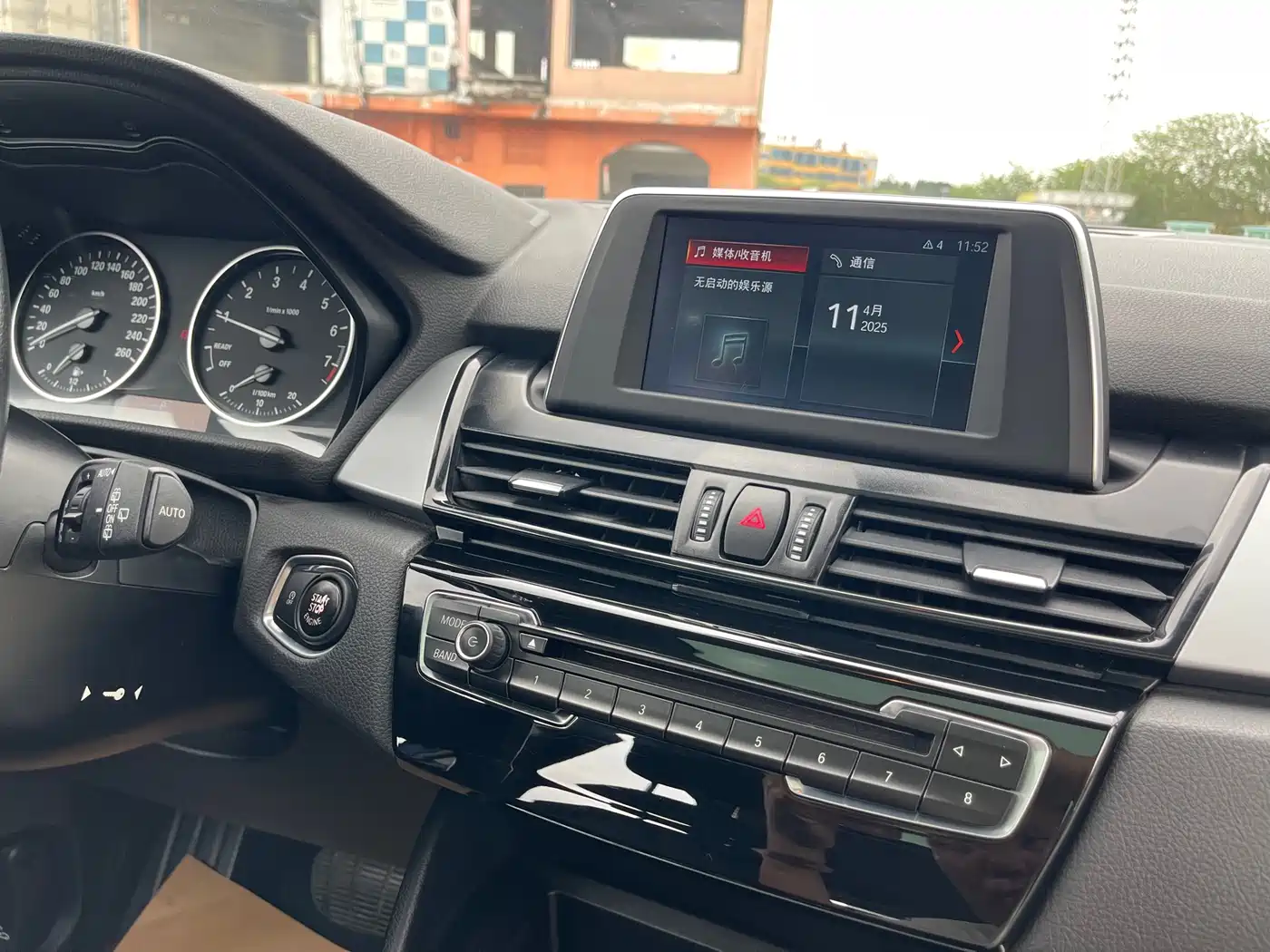 BMW 2 Series Touring 2018 2016 218i Leading