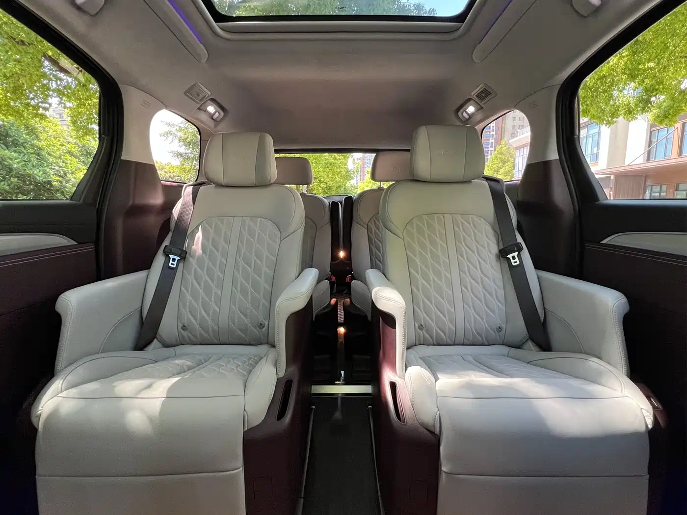 Buick GL8 2022 Avenir Avia 6-Seater Virtue Edition фото 12
