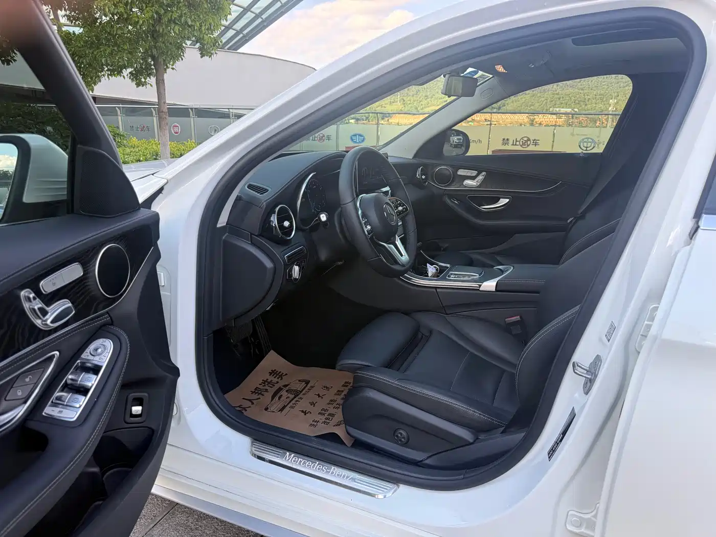 Mercedes-Benz C-Class 2019 Facelift C 260 L Sport фото 4