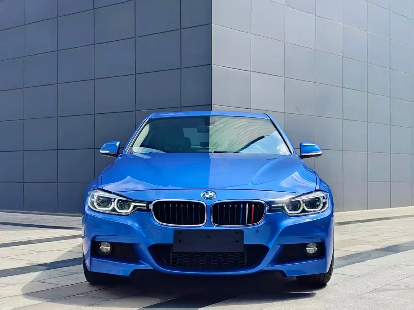BMW 3 Series 2017 320Li M Sport фото 2