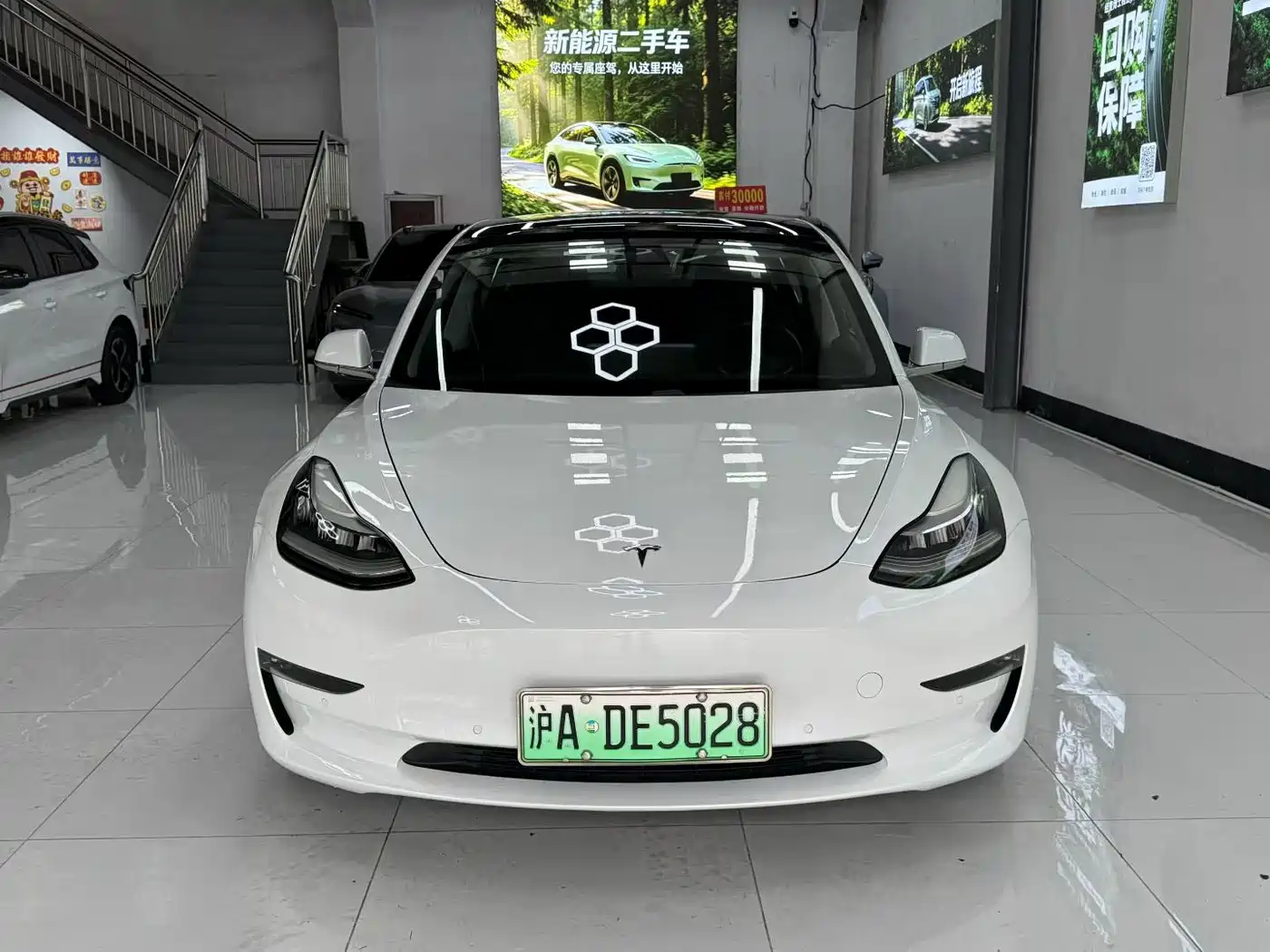 Tesla Model 3 (Import) 2019 2019 Long Range All-Wheel Drive Edition