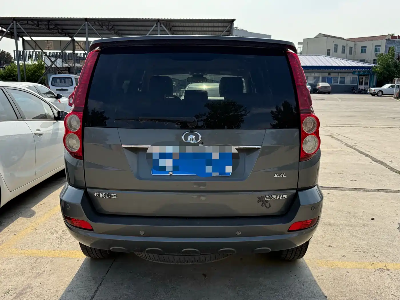 Haval H5 Classic 2012 2012 European Edition 2.4L 4WD Comfort