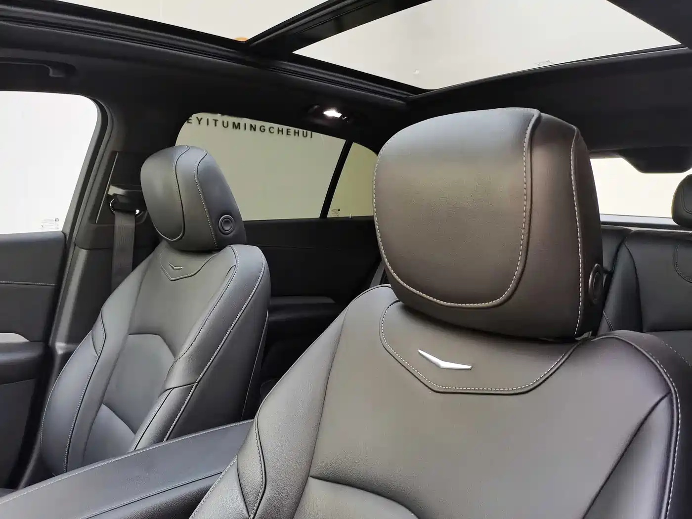 Cadillac XT4 2020 28T FWD Leading Trim фото 13