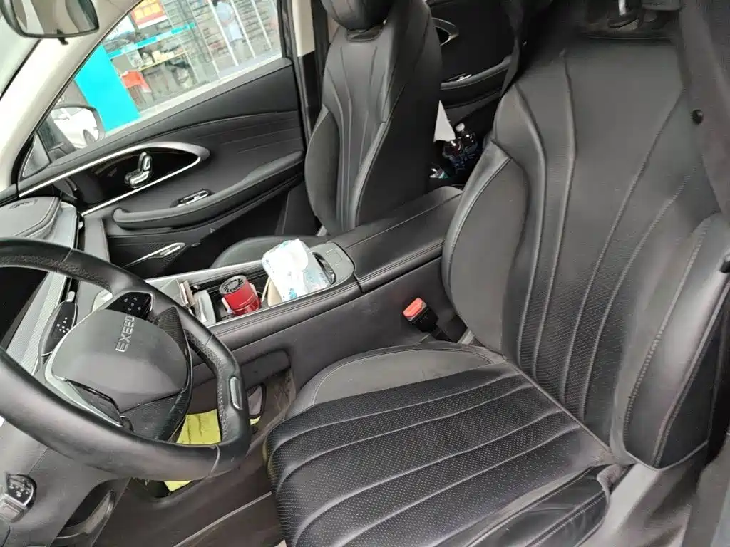 Exeed Lingyun 2024 2024 300T 2WD Starlight Edition