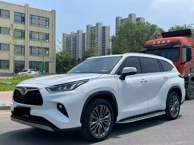 Toyota Highlander 2026 2.5L Smart Hybrid 4WD Premium 7-Seater