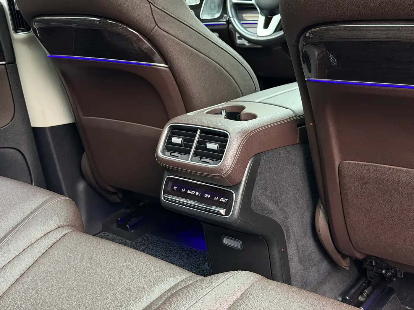 Mercedes-Benz GLS 2021 Facelift GLS 450 4MATIC Fashion фото 20