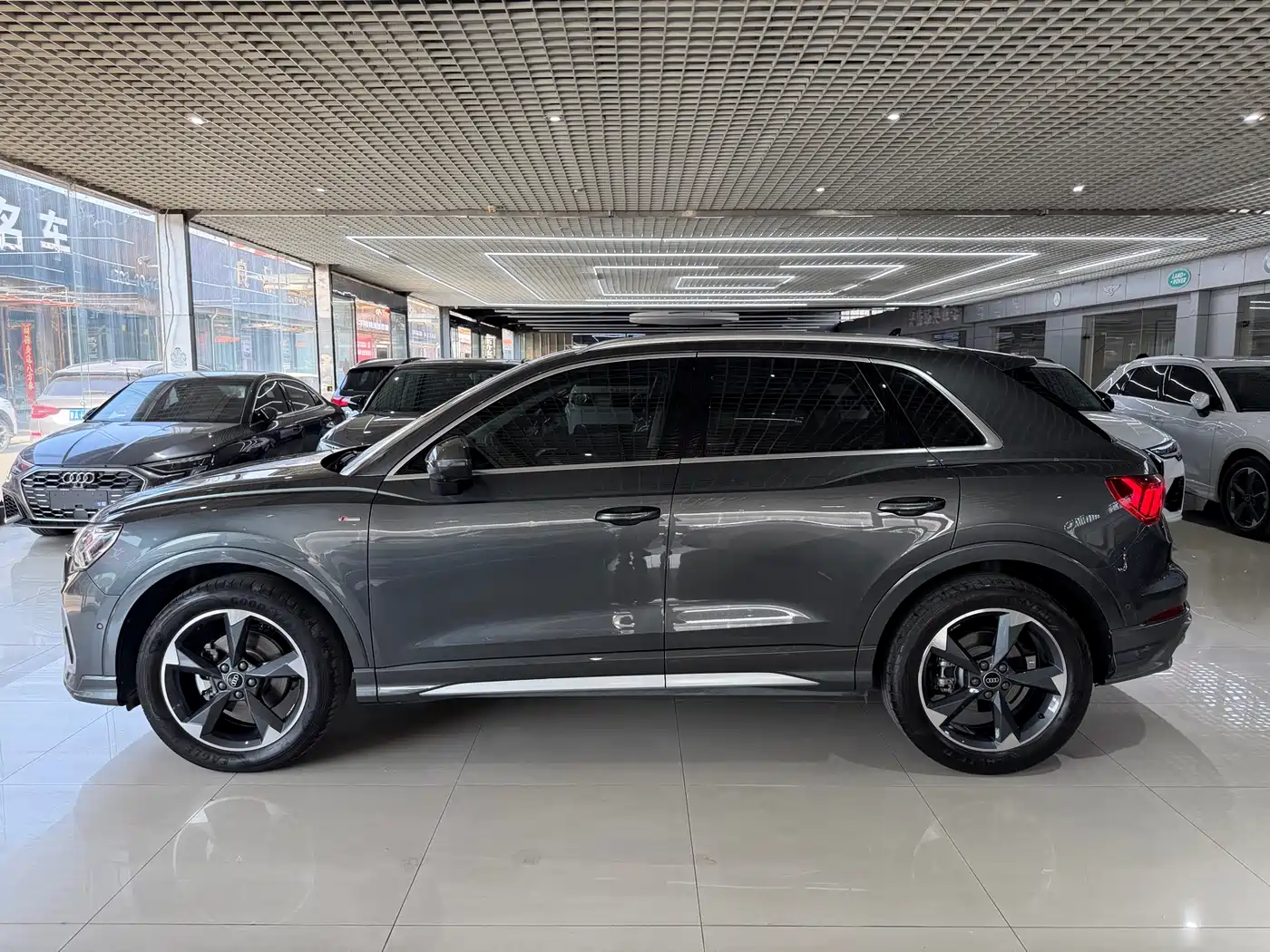 Audi Q3 2023 35 TFSI Fashion Dynamic (1.4T) фото 7